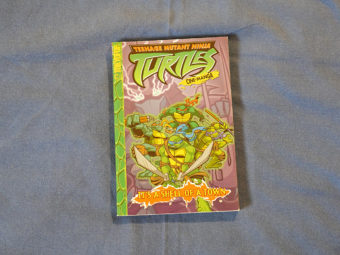 Teenage Mutant Ninja Turtles: It’s a Shell of a Town Cine-Manga (November 2004)