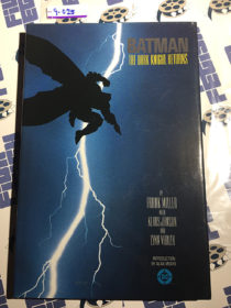 Batman: The Dark Knight Returns Hardcover Trade First Edition (1986)