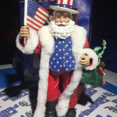 World of Santas 12 inch Fabriche Musical American Santa Kurt S. Adler