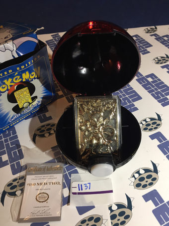 Burger King Pokemon 23K Gold Trading Card MewTwo Pokeball Blue Box (1999) [1137]