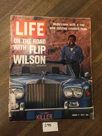 Life Magazine (August 4, 1972) On The Road With Comedian Flip Wilson Cover, Undercover Cops [J95]