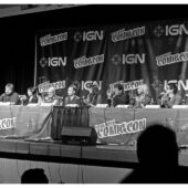 Original Cast of The Walking Dead Press Event Photo [221114-5]