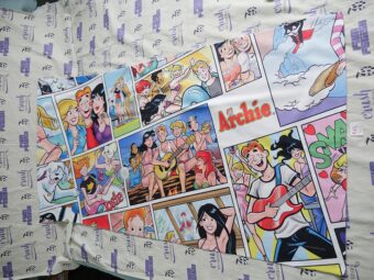 Archie Comic Strip 27×51 Licensed Beach Towel [K03]