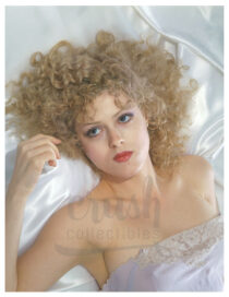 Sexy Critically Acclaimed Broadway Performer and Actress Bernadette Peters Publicity Photo [230215-14]