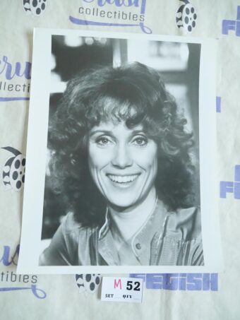 Carrie and Eight is Enough Actress Betty Buckley Original Press Publicity Photo [M52]