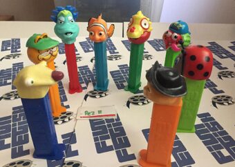 Mixed Lot of 8 Collectible PEZ Candy Dispensers, Finding Nemo, Garfield, More [PEZ11]