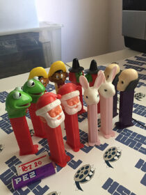 Mixed Lot of 12 Collectible PEZ Candy Dispensers, Speedy Gonzales, Kermit the Frog, More [PEZ20]