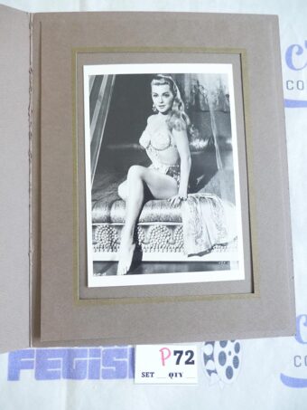 Lana Turner Original 4.25 x 6 inch Postcard Photo Mounted on Mat [P72]
