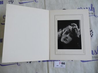 Greta Garbo Original 4.25 x 6 inch Postcard Photo Mounted on Mat [P86]