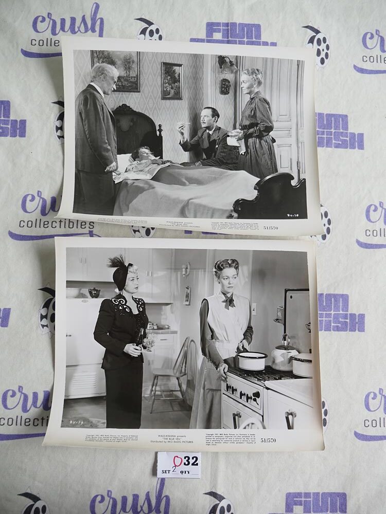 The Blue Veil (1951) Set of 2 Original Press Publicity Photos [O32] Jane Wyman, Charles Laughton