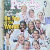 People Weekly Magazine (July 26, 1999) USA Soccer Championship Team [T46]
